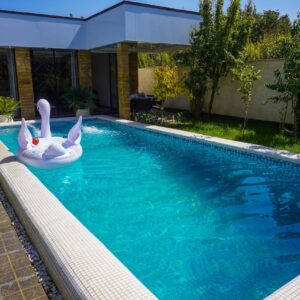 کلبه چوبی نیما بهشهر